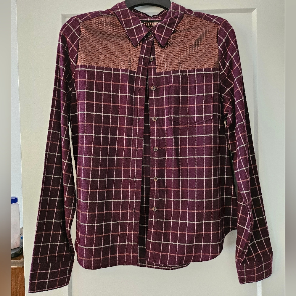 Shyanne Flannel Button Up NWT